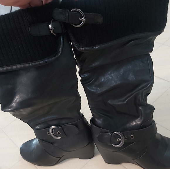 COPY - Stylish Black boots (wedge) - Picture 2 of 8